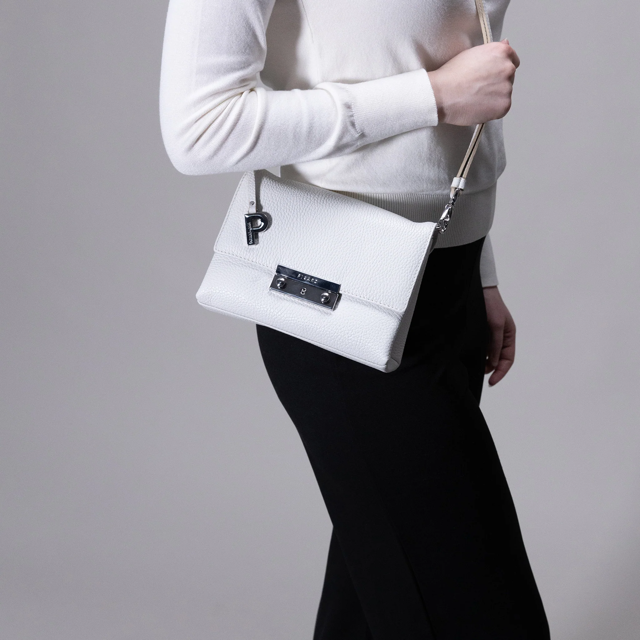 Schultertasche Sigrid R150 - Image 2